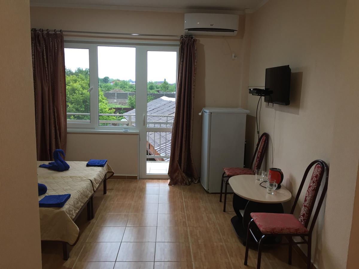 Dionisy Guest House Pizunda Room photo